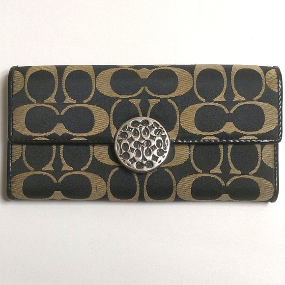 Coach wallet black and tan with silver detail - Picture 1 of 10